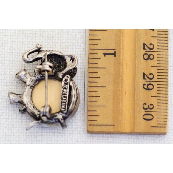Vintage Silver Tone Elephant Brooch - Y1 - Picture 2 of 2